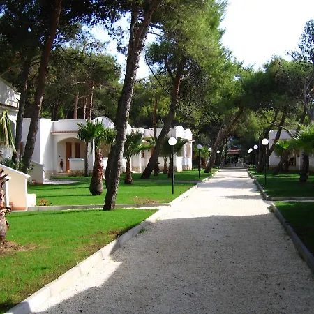 منتزه العطل Villaggio Baia Dei Lombardi
