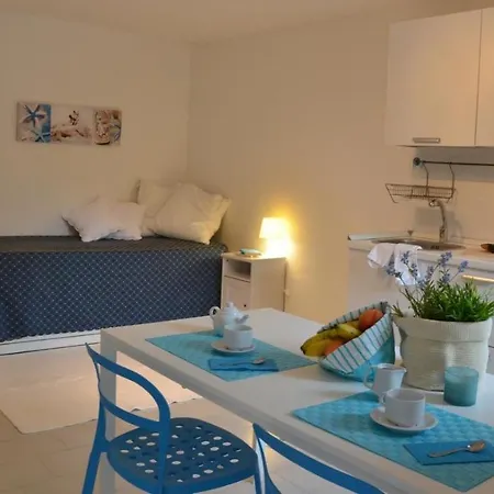 Villaggio Baia Dei Lombardi ヴィエステ