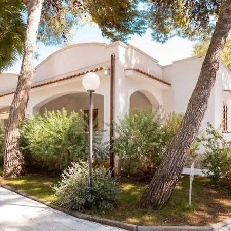 Villaggio Baia Dei Lombardi Vieste